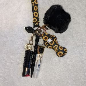 Self defense keychain (please specify)